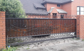 Кованые откатные ворота (полотно) фото